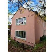 Haus in Wiesentheid - 360.000,00 EUR Kaufpreis, ca.  155,80 m² Wohnfläche in Wiesentheid (PLZ: 97353)