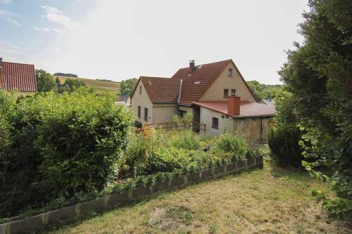 Garten Ansicht 02 - 7 Zimmer Einfamilienhaus zum Kaufen in Striegistal