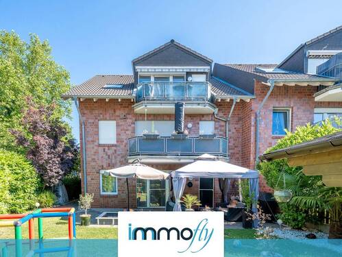 Hausansicht - 3-Zimmer-Erdgeschosswohnung mit Gartenidylle - 77?m² Wohnqualität & Garage inklusive