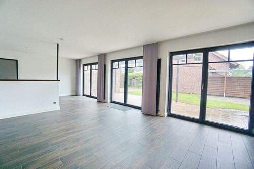 Wohnraum - Einfamilienhaus mit 250,00 m&sup2; in Kerken zum Kaufen