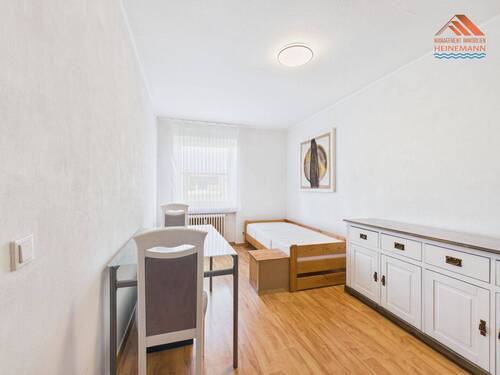 Schlafzimmer 1 - 