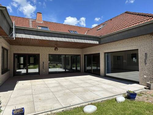 Außenansicht - 1 Zimmer Mehrfamilienhaus, Wohnhaus zum Kaufen in Fuldabrück