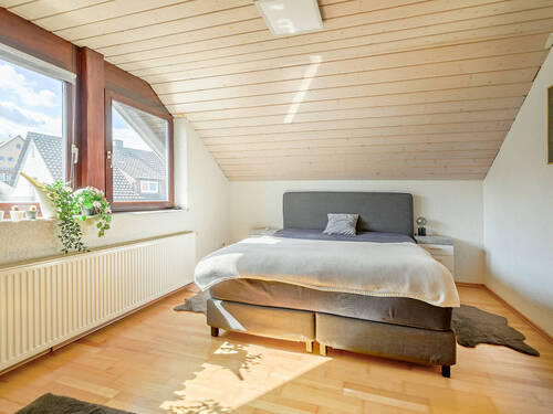 Schlafzimmer Ansicht 2 - 