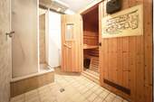 Sauna mit Dusche, EG - 