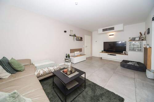 Wohnzimmer - 4 Zimmer Etagenwohnung zum Kaufen in Bochum