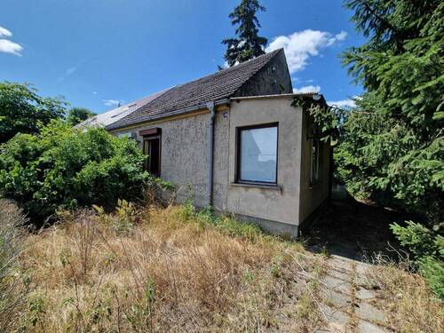 Bild 1 - Grundstück mit Doppelhaushälfte (Abriss oder Sanierung)