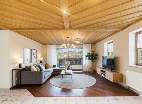 Wohnzimmer KI - Einfamilienhaus mit 287,80 m&sup2; in Stegaurach / Debring zum Kaufen