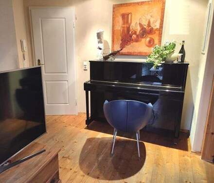 Wohnbereich mit Klavier.jpg - 