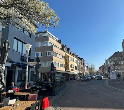 Straßenansicht - Schicke Büro-Praxisflächen oder Wohnung, in 52349 Düren, mit Dachterrasse !