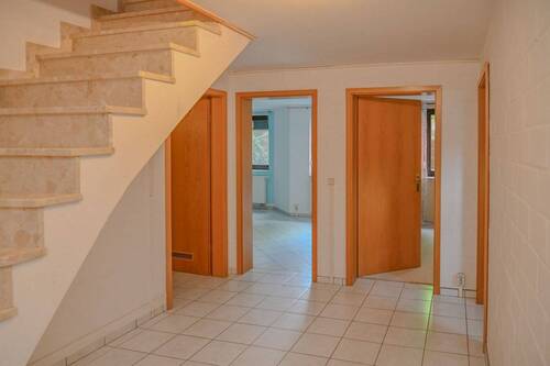 Flur im Keller - 