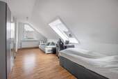 Schlafzimmer 1 - Dachgeschoss - 