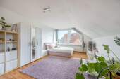 Schlafzimmer 2 im Dachgeschoss - 