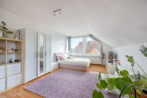 Schlafzimmer 2 im Dachgeschoss - 