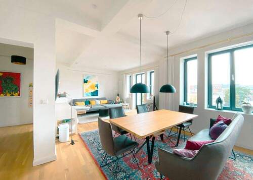 Wohn-Ess-Zimmer - 2 Zimmer Etagenwohnung zur Miete in Kiel