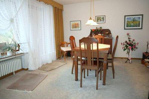 Essbereich mit Terrassenzugang - 