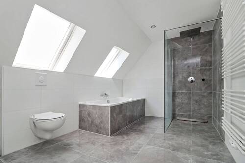 Badezimmer DG - 