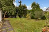 Blick in den Garten des Hauses - 