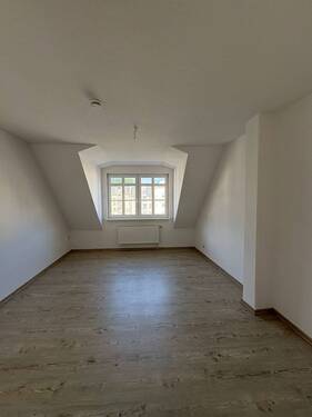 Schlafzimmer - 2 Zimmer Etagenwohnung in Crimmitschau