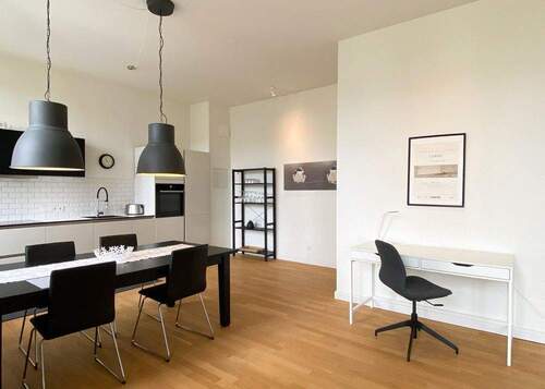 Wohn-Esszimmer - 2 Zimmer Etagenwohnung in Kiel