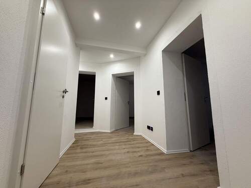 Eingangsbereich / Flur - 2 Zimmer Etagenwohnung in Braunschweig