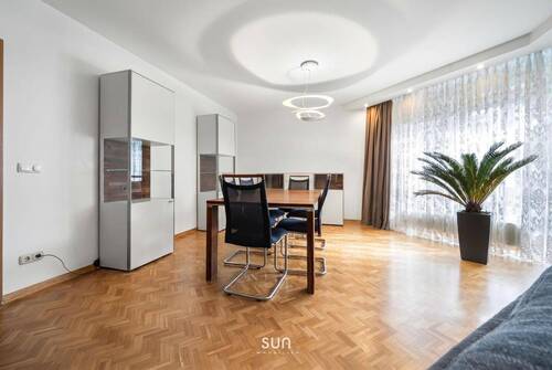 ESSZIMMER - 3 Zimmer Etagenwohnung in Schwalbach am Taunus