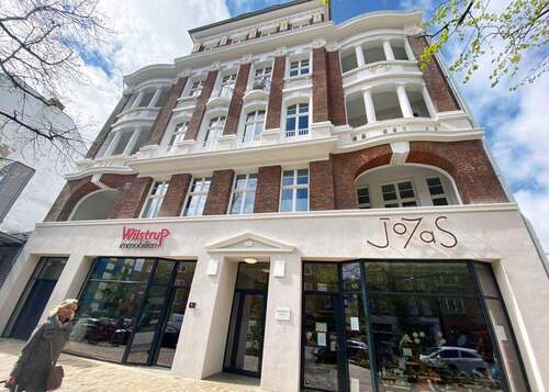 Holtenauer Straße 73 - 3-Zimmer-Altbauwohnung in der Holtenauer Straße mit Eichenparkett und Traum-Loggia