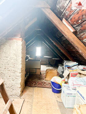 Spitzboden - 