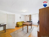 RE/MAX Immobilien DeLux Haus in Losheim am See/ Bachem - 