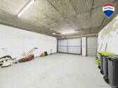 RE/MAX Immobilien DeLux Haus in Losheim am See/ Bachem - 