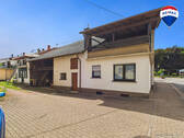 RE/MAX Immobilien DeLux Haus in Losheim am See/ Bachem - 5 Zimmer Einfamilienhaus zum Kaufen in Losheim am See / Bachem