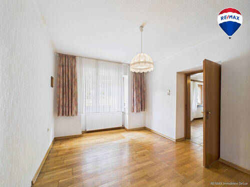 RE/MAX Immobilien DeLux Haus in Losheim am See/ Bachem - Einfamilienhaus mit 159,00 m² in Losheim am See / Bachem zum Kaufen