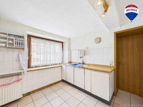 RE/MAX Immobilien DeLux Haus in Losheim am See/ Bachem - 