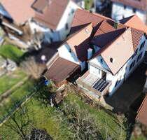 Großes Haus mit tollem Garten und viel Potential für handwerklich Begabte - Pfullingen