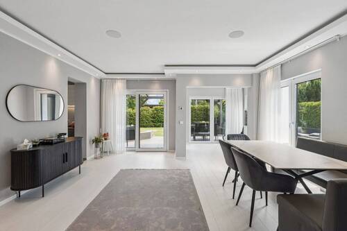 Wonzimmer - 6 Zimmer Einfamilienhaus zum Kaufen in Berlin