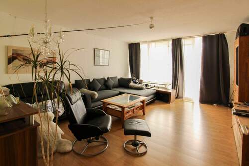 01 Wohnzimmer - Etagenwohnung mit 72,20 m&sup2; in Bad Salzuflen zum Kaufen