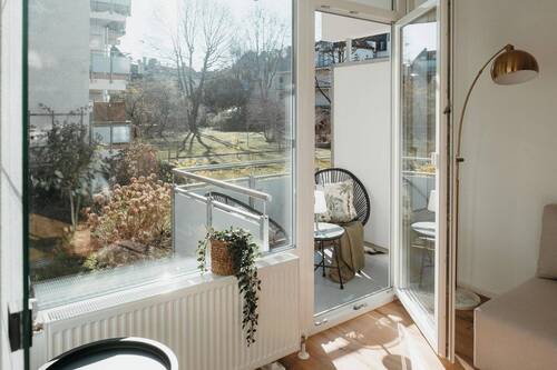 sonniger Balkon - 