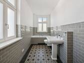 Bad mit Wanne - 