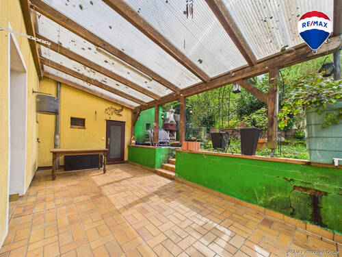 RE/MAX Immobilien DeLux Haus Mettlach Terrasse - 