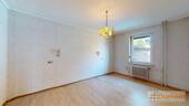 Schlafzimmer EG - 