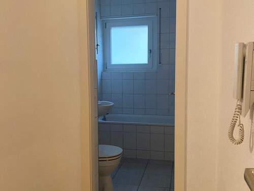 Flur_2.jpg - 2 Zimmer Etagenwohnung in Stuttgart