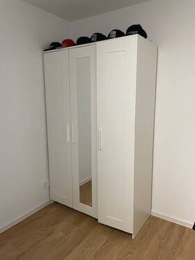 Schrank.jpg - 