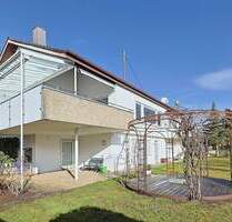 Stilvolles Raumwunder mit hochwertiger Ausstattung und Einliegerwohnung - Nürtingen Zizishausen