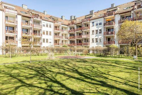 Gepfelgte Wohnanlage - 2 Zimmer Etagenwohnung zum Kaufen in München