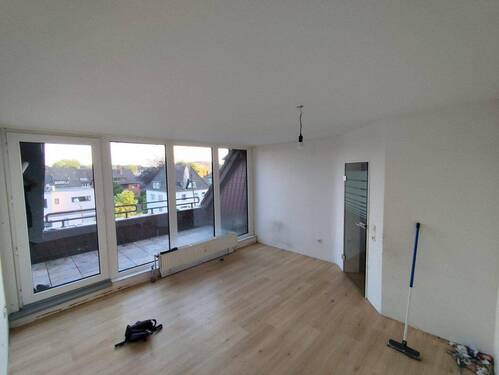 Wohn- und Esszimmer - 