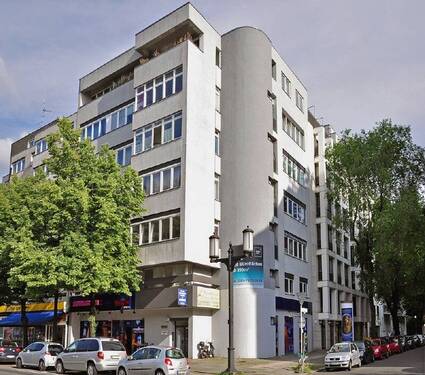 Hausansicht - Single-Domizil mit Großstadtflair!