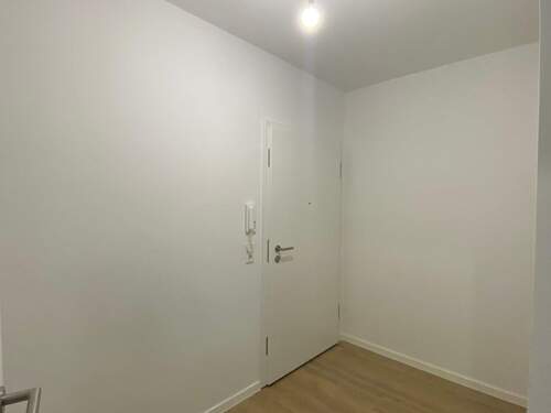 Flur_2.jpg - 1 Zimmer Etagenwohnung in Stuttgart