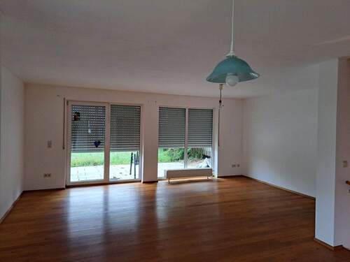 Wohnzimmer - 5 Zimmer Reihenendhaus in Balingen