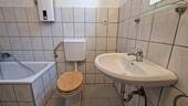 Badezimmer (Haus links) - 