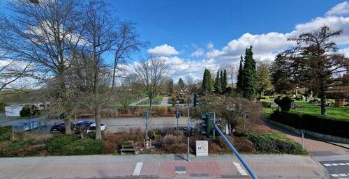 Aussicht nach vorne (Haus links) - 