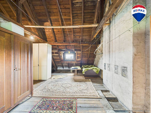 RE/MAX Immobilien DeLux Haus Reimsbach - 